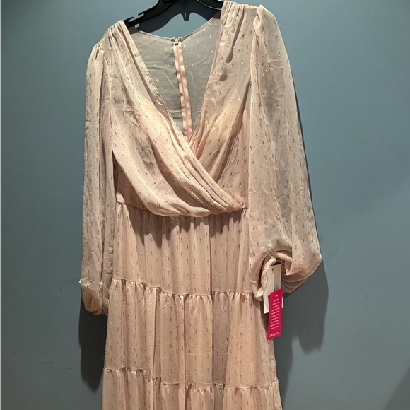 MacDuggal tiiered maxi dress with sequins. - Picture 5 of 6